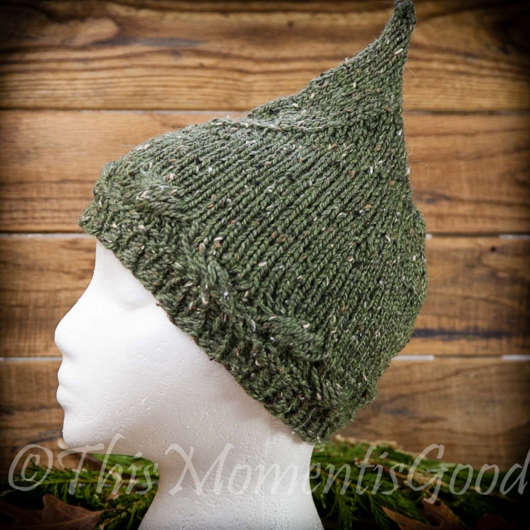 LOOM KNIT PIXIE HAT PATTERN. LADIES/TEEN PIXIE HAT. ELF HAT PATTERN