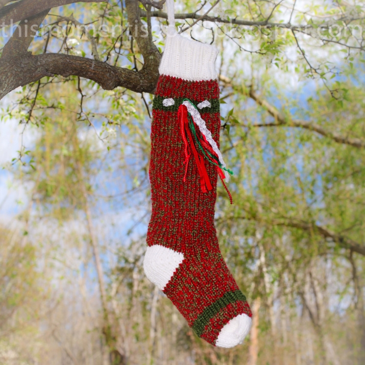 LOOM KNIT CHRISTMAS STOCKING PATTERN