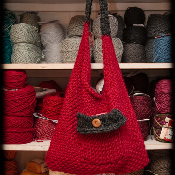 Loom Knit Sling/Bento Bag, Handbag, purse PATTERN. Beginner loom knit handbag pa