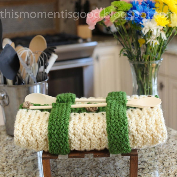 LOOM KNIT CASSEROLE CARRIER PATTERN