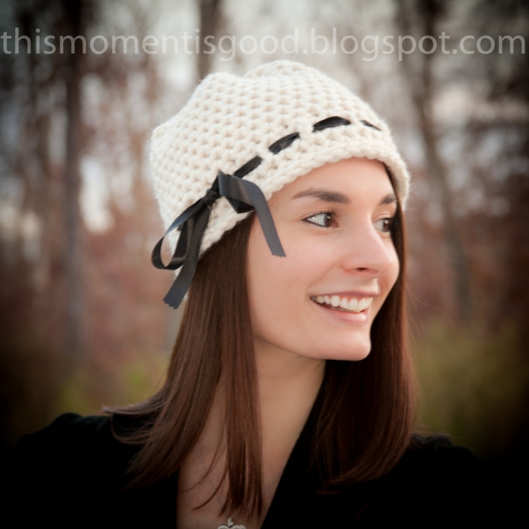 LOOM KNIT LADIES HAT PATTERN WITH RIBBON EMBELLISHMENT