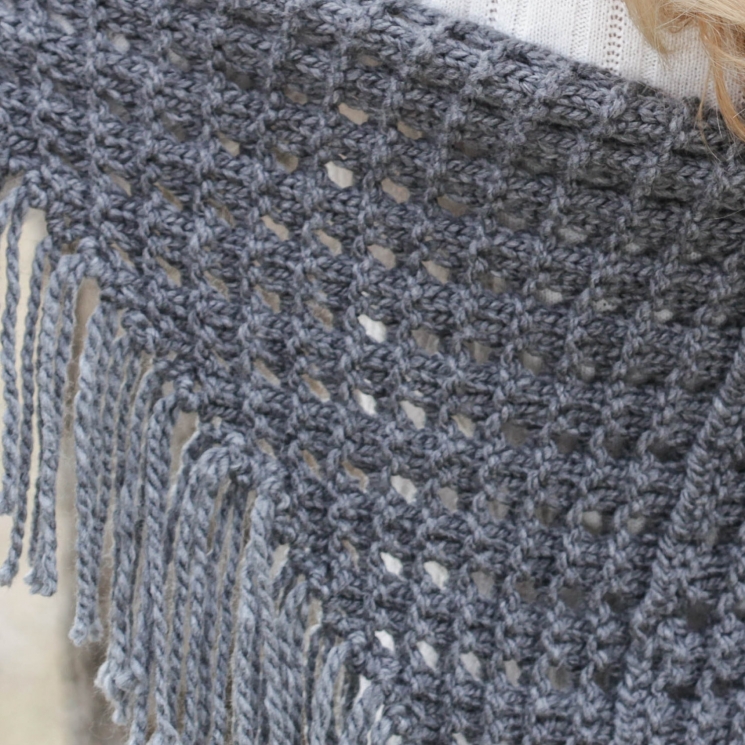 LOOM KNIT EYELET TRIANGLE SHAWL PATTERN. LACE SCARF PATTERN