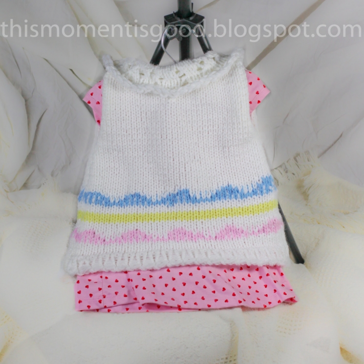 LOOM KNIT CAPE FOR BABY PATTERN: SIZE 12-18 MONTHS.