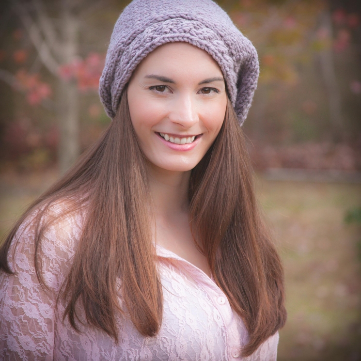 Loom Knit Cable Beret Pattern, Ladies, Hat. PDF PATTERN Download.