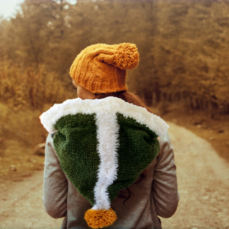 Loom Knit Elf Hood PDF PATTERN. Quirky Christmas Oversized Cowl With Hood.