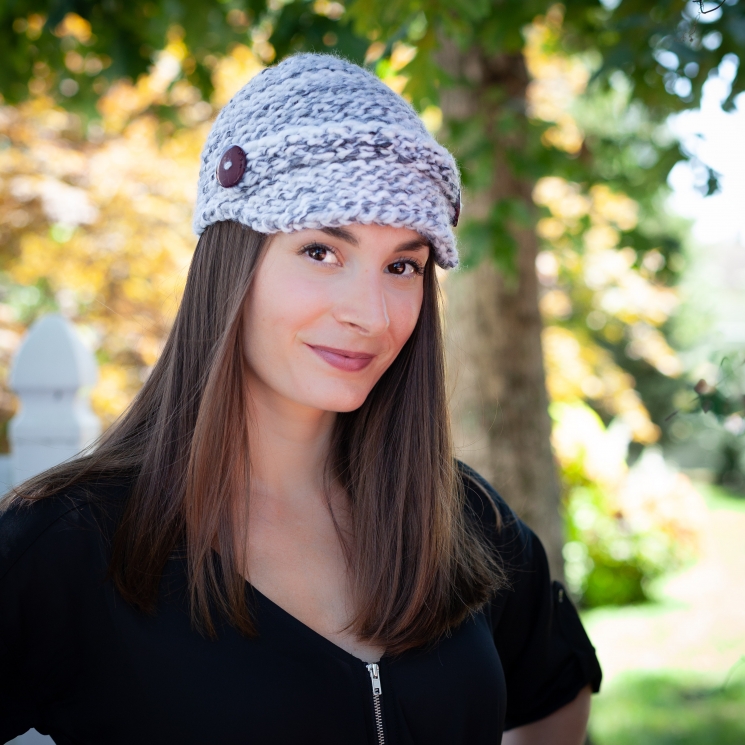 Loom knit newsboy hats, conductor hats, newsboy cap patterns