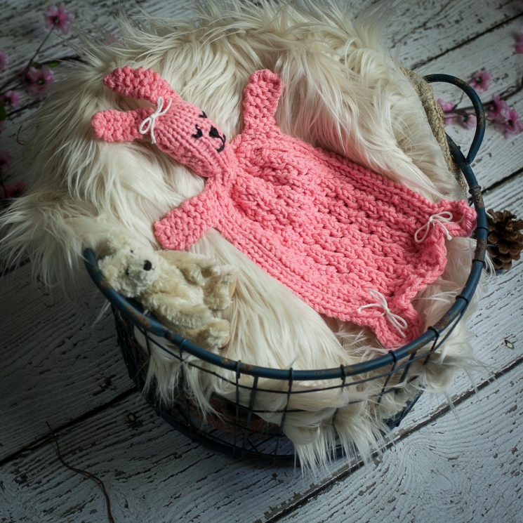 Four bunnies blanket knitting pattern hotsell