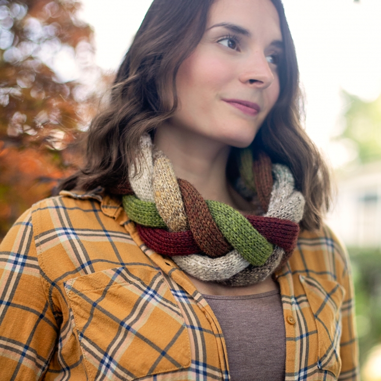 Loom Knit Challah Braid Cowl PDF PATTERN, Stylish Accent Scarf, Sized For Child/