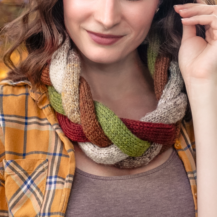 Loom Knit Challah Braid Cowl PDF PATTERN, Stylish Accent Scarf, Sized For Child/