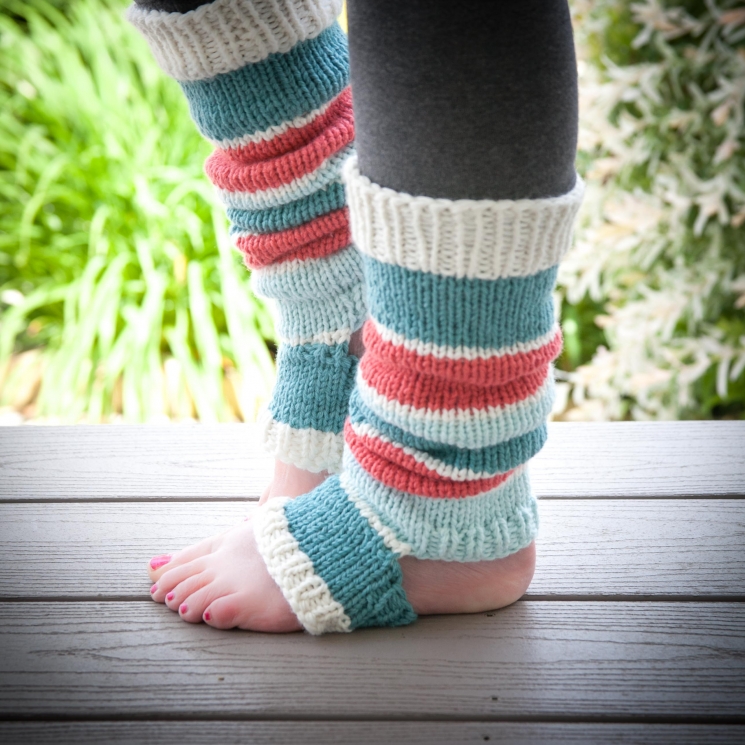 Loom Knit Legwarmer Pattern, Dancer, Yoga, Stirrup Style Legwarmer Pattern. Inst