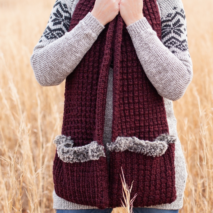 Loom Knit Scoodie Pocket Scarf PDF PATTERN. Warm Wrap With