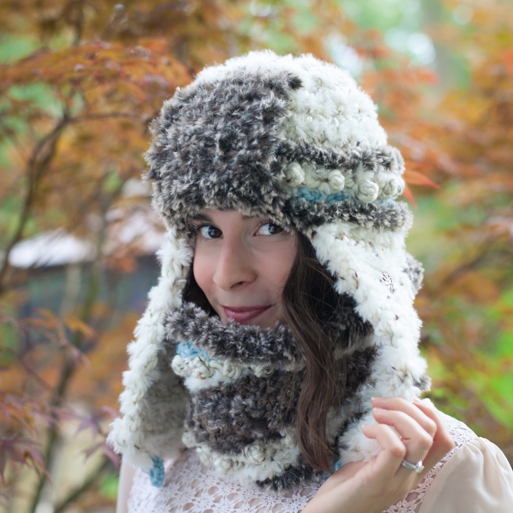 Loom Knit Faux Fur Trapper Hat and Cowl PDF PATTERN. Ultra-soft, luxury Neckwarm