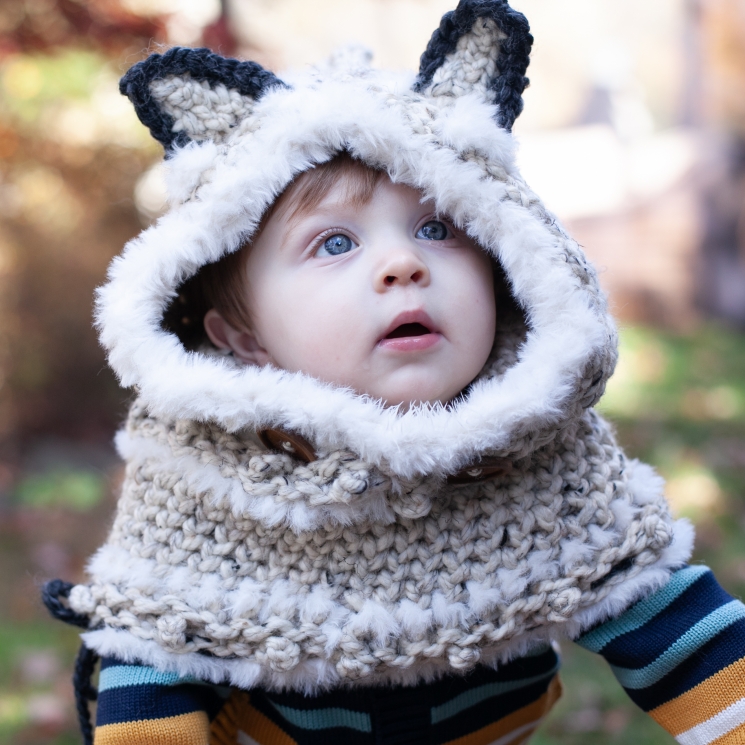 Loom Knit Wolf Hood PDF PATTERN. Oversized and Warm, Quick Project! Digital Down