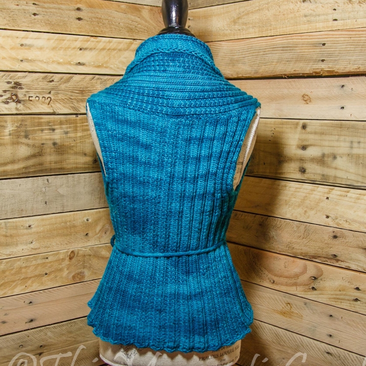 Loom Knit Vest Pattern, The Everyday Ladies Vest Pattern, 5 sizes, Instant PDF D
