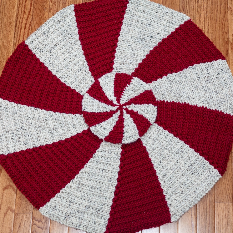 Loom Knit Rug PATTERN. Starlight, Peppermint, Pinwheel Color Design. 3 sizes, La