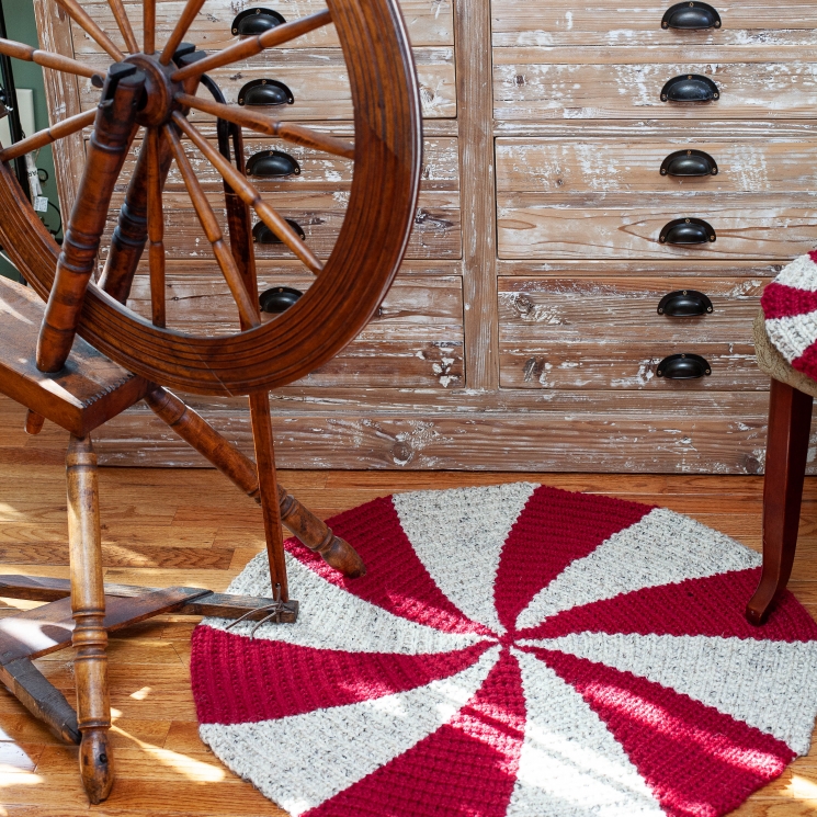 Loom Knit Rug PATTERN. Starlight, Peppermint, Pinwheel Color Design. 3 sizes, La