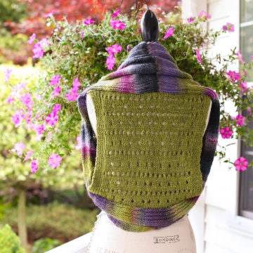 Loom Knit Shrug Vest Pattern. Vest Has A Pretty Eyelet Lace Back. Loom Knitting