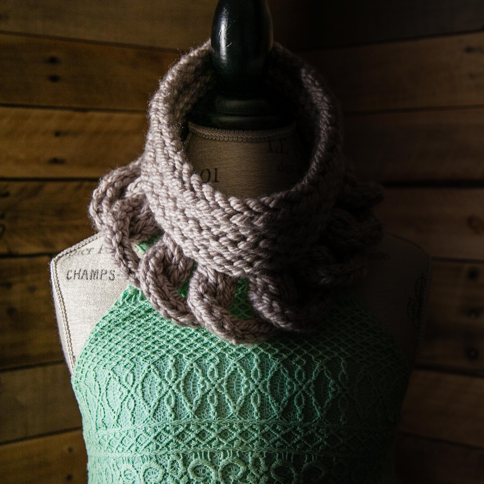 Loom-Strick-Cowl-Muster, Strukturell, High Fashion Cowl