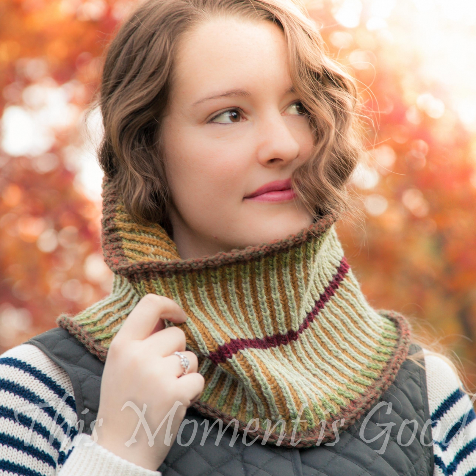 Loom Knit Brioche Cowl PATTERN, Cowl, Scarf, Neckwarmer. This Moment