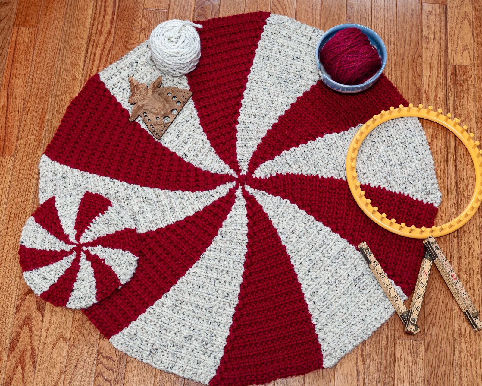 Loom Knit Rug PATTERN. Starlight, Peppermint, Pinwheel.