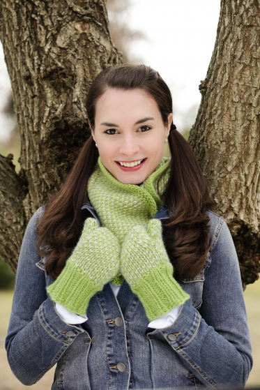 Loom Knit Mittens and Cowl