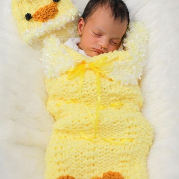 Loom Knit Cocoon for Baby Pattern; PATTERN ONLY includes Baby Chick Hat & Cocoon patterns. Newborn Size. Instant Download!