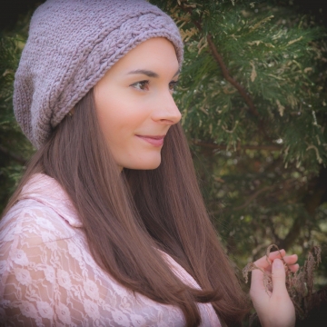 Loom Knit Cable Beret Pattern, Ladies, Hat. PDF PATTERN Download.