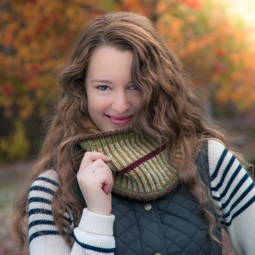 Loom Knit Brioche Cowl PATTERN, Cowl, Scarf, Neckwarmer, Preppy, Equestrian Style, Fall Knits, PDF PATTERN Download. Loom Knit Brioche Cowl PATTERN, Cowl, Scarf, Neckwarmer, Preppy, Equestrian Style, Fall Knits, PDF PATTERN Download.